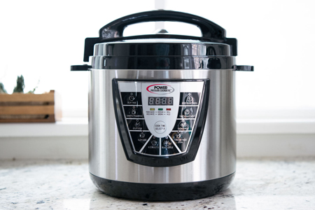 Instant Pot DUO60 pressure cooker.